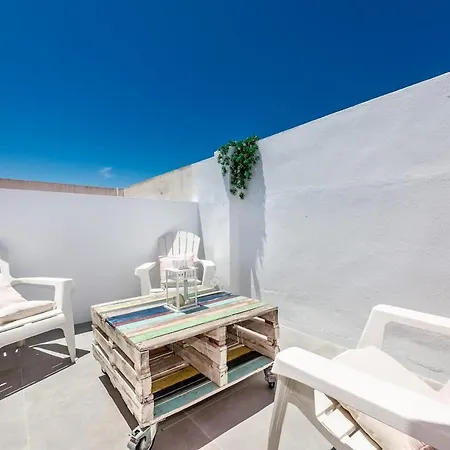 C29 - Trendy Central With Small Parking And Terrace Apartamento